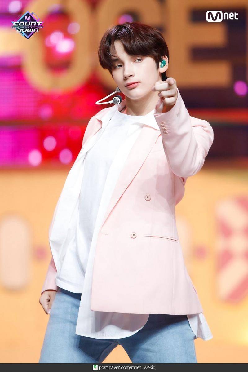 Huening Kai (post.naver.com/mnet_wekid)