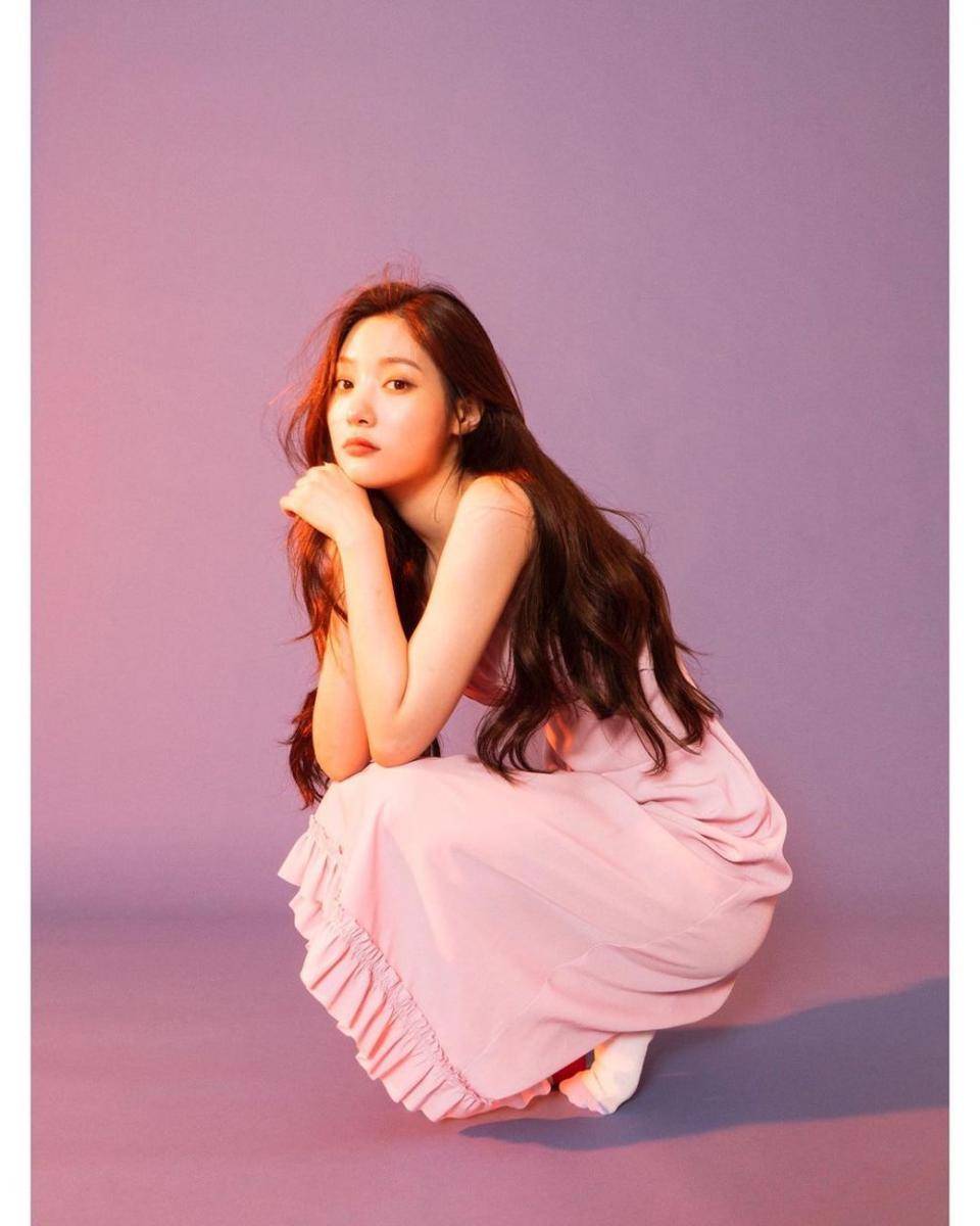 instagram.com/j_chaeyeoni