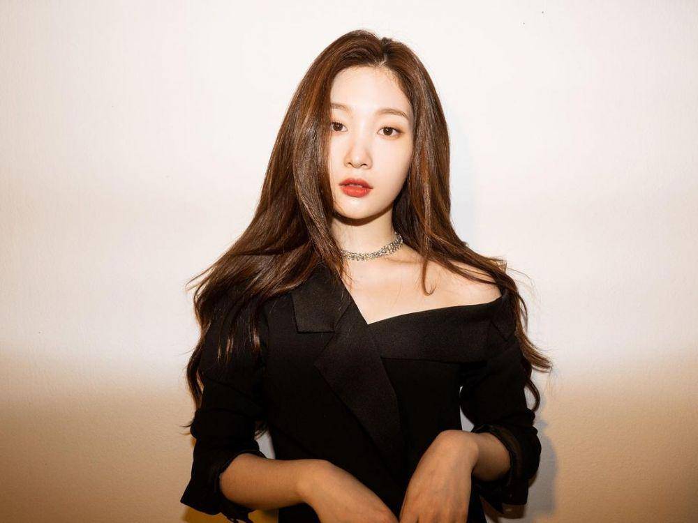 potrer Jung Cheyeoni (instagram.com/j_chaeyeoni)