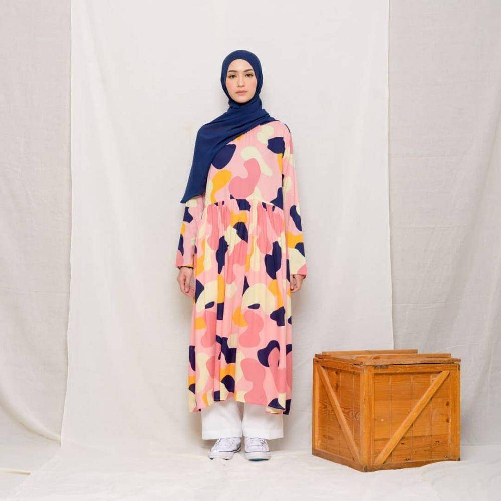 Baju koleksi Meccanism (instagram.com/meccanismindonesia)