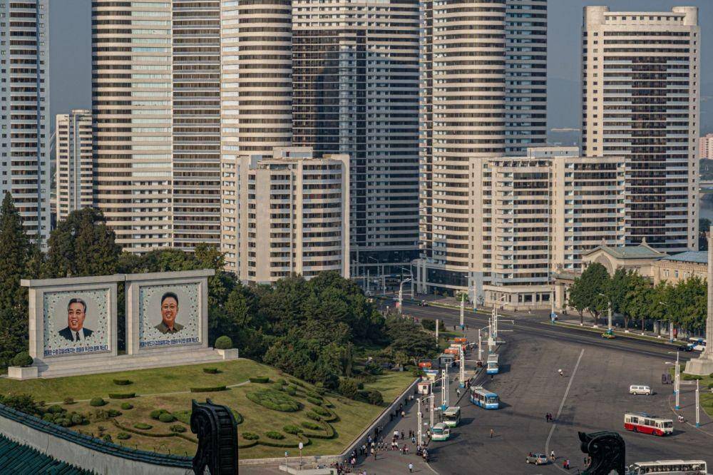 Korea Utara (creativeboom.com/Ted Lau)