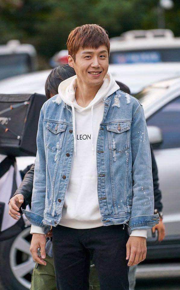 Transformasi Kim Seon Ho (instagram.com/seonho__kim)