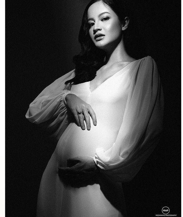 Maternity Ovi (instagram.com/mozawahyu)