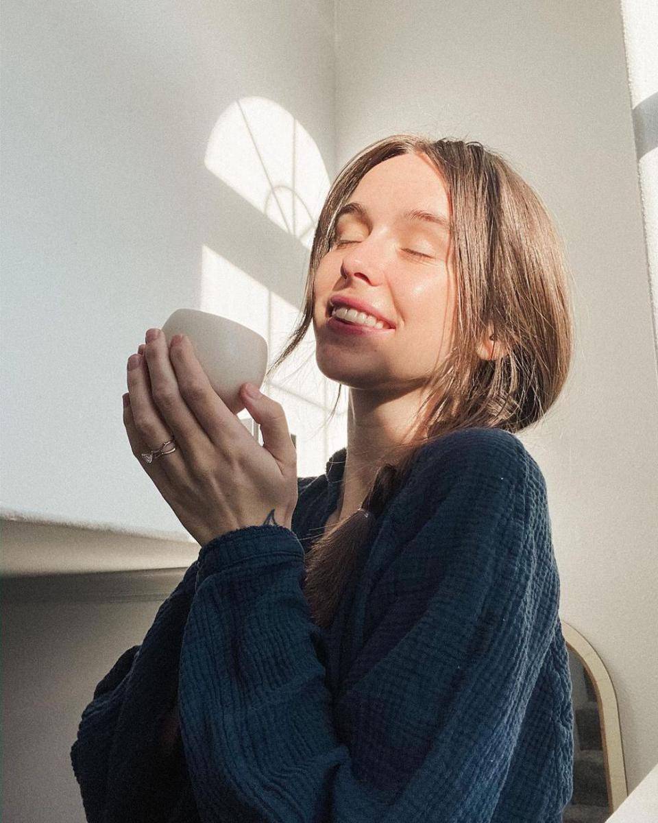 Acacia Brinley (instagram.com/acaciakersey)