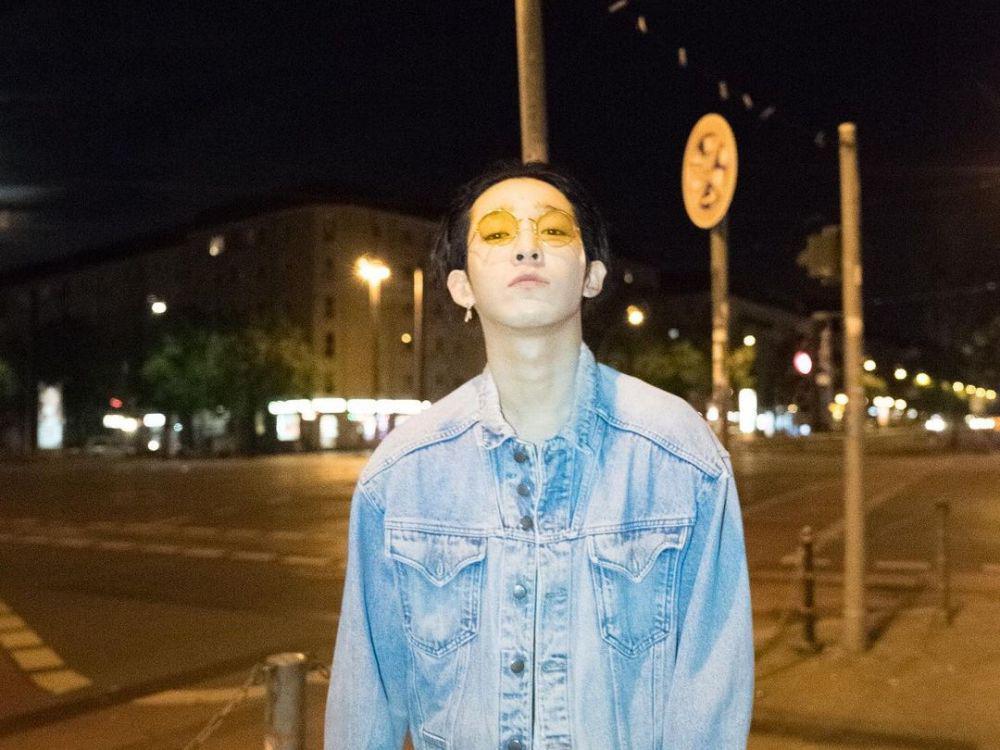 Ulang Tahun, 9 Potret Estetik Nam Tae Hyun Vokalis Band South Club