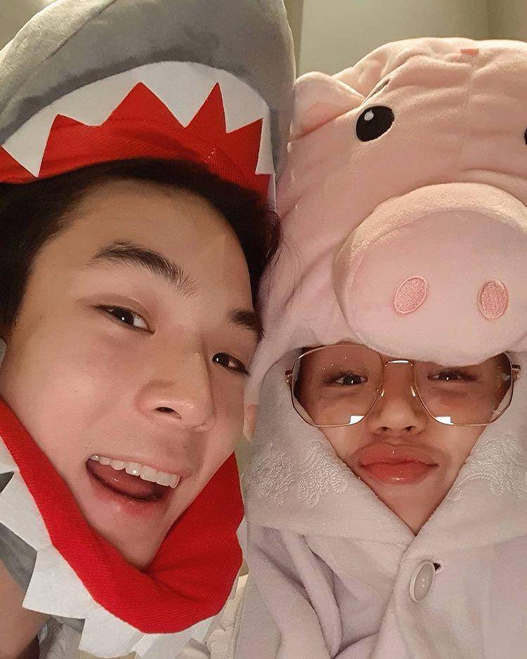 JJ dan Thanaerng foto bersama. (instagram.com/thanaerngnin)