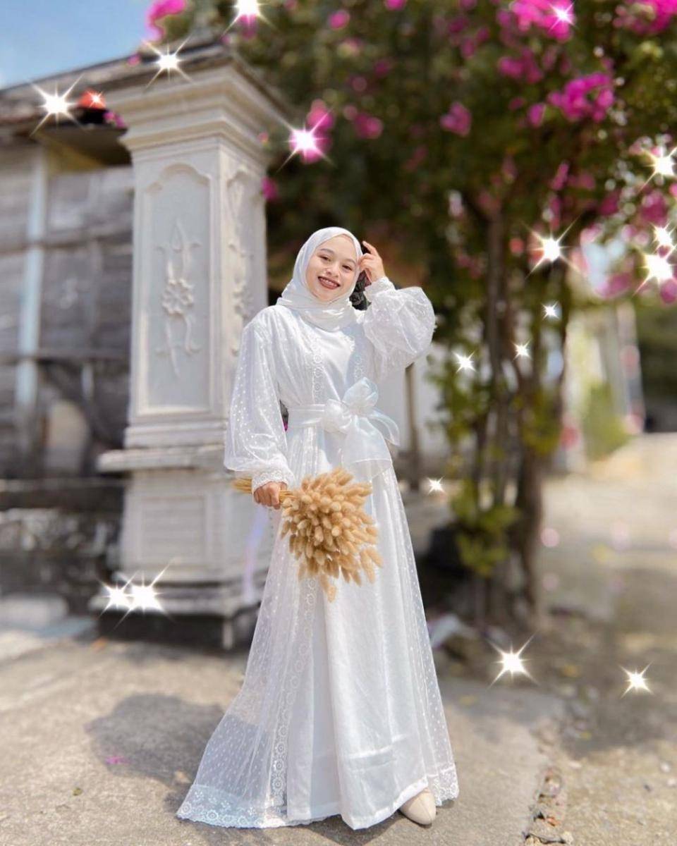 Chichi Annisa (instagram.com/chichiiannisa)