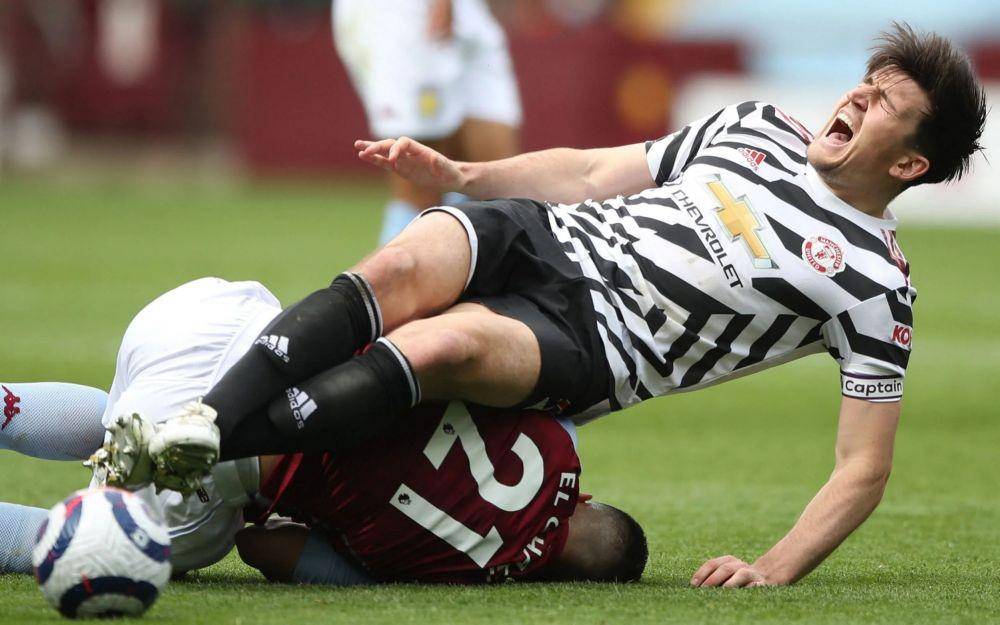 Harry Maguire mendapatkan tekel keras dari pemain Aston Villa. (telegraph.co.uk).