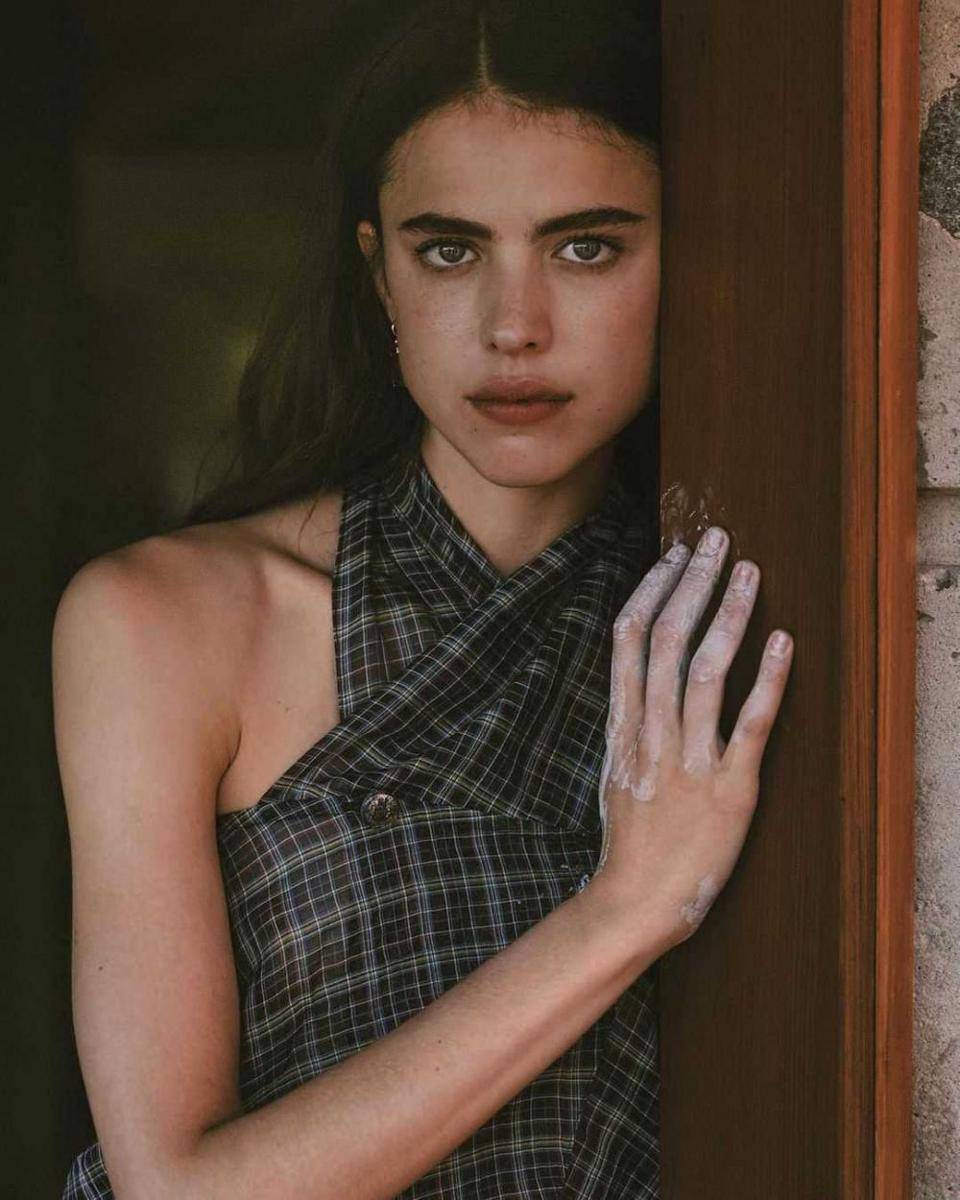 Margaret Qualley (instagram.com/margaretqualleydaily)