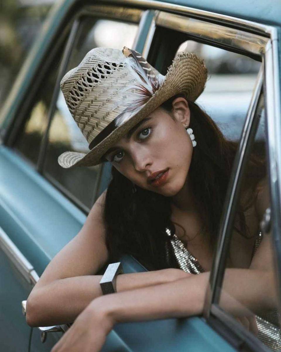 Margaret Qualley (instagram.com/margaretqualleydaily)