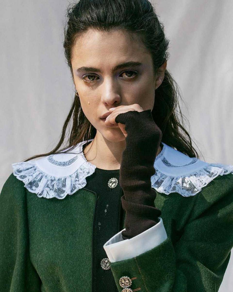 Margaret Qualley (instagram.com/margaretqualleydaily)