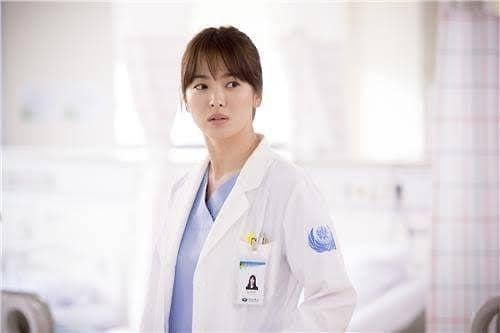 Song Hye Kyo di Descendants of the Sun (dok. KBS2 via Yna)