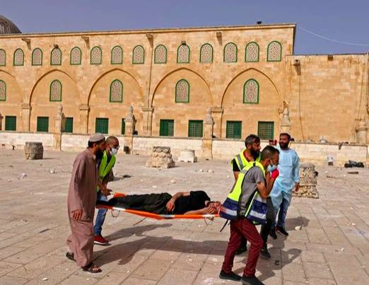 Bentrokan di komplek Masjid Al Aqsa (Instagram/eye.on.palestine)