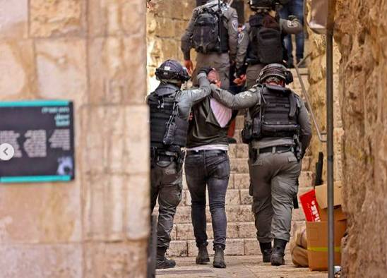 Bentrokan di komplek Masjid Al Aqsa (Instagram/eye.on.palestine)