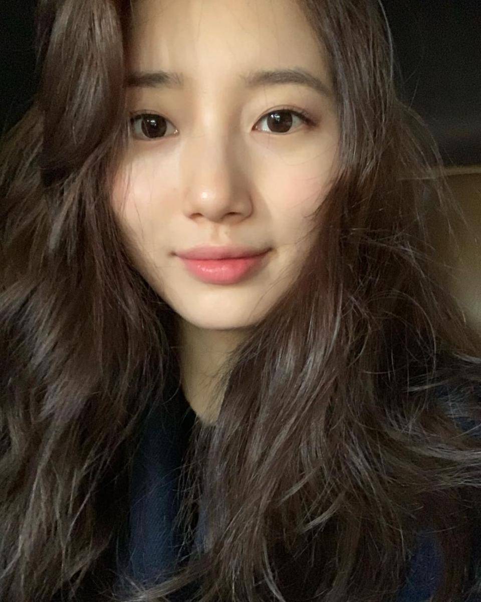 Bae Suzy (instagram.com/skuukzky)