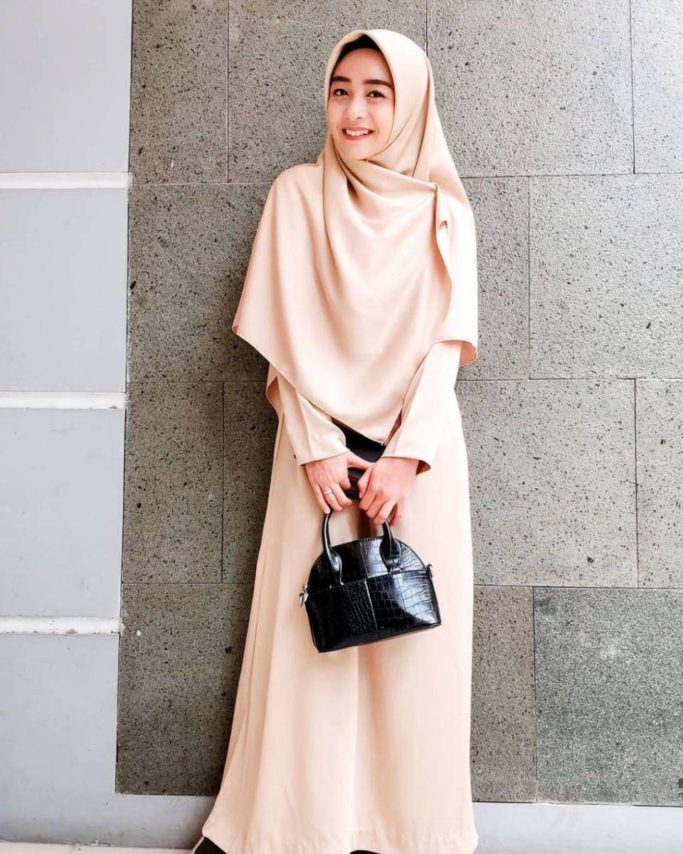Ega Noviantika (instagram.com/eganoviantika_98)