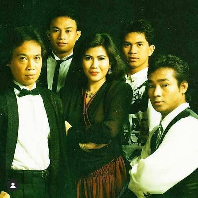 Rafika Duri bersama penyanyi legendaris (instagram.com/rafikaduri)