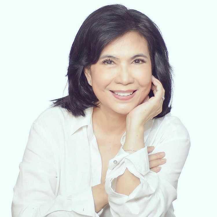 Rafika Duri sukses menamatkan pendidikan (instagram.com/rafikaduri)