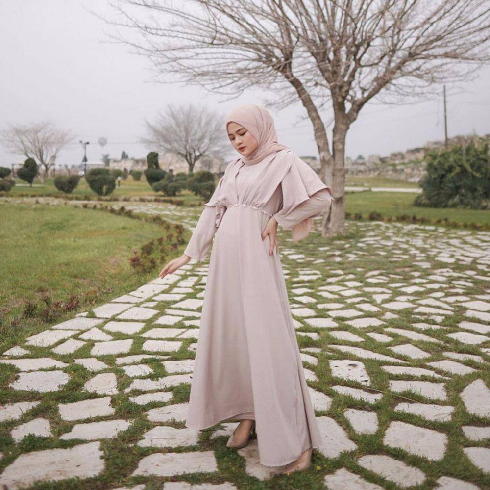 Outfit Ivanka Fasha (instagram.com/ivanka.fs)