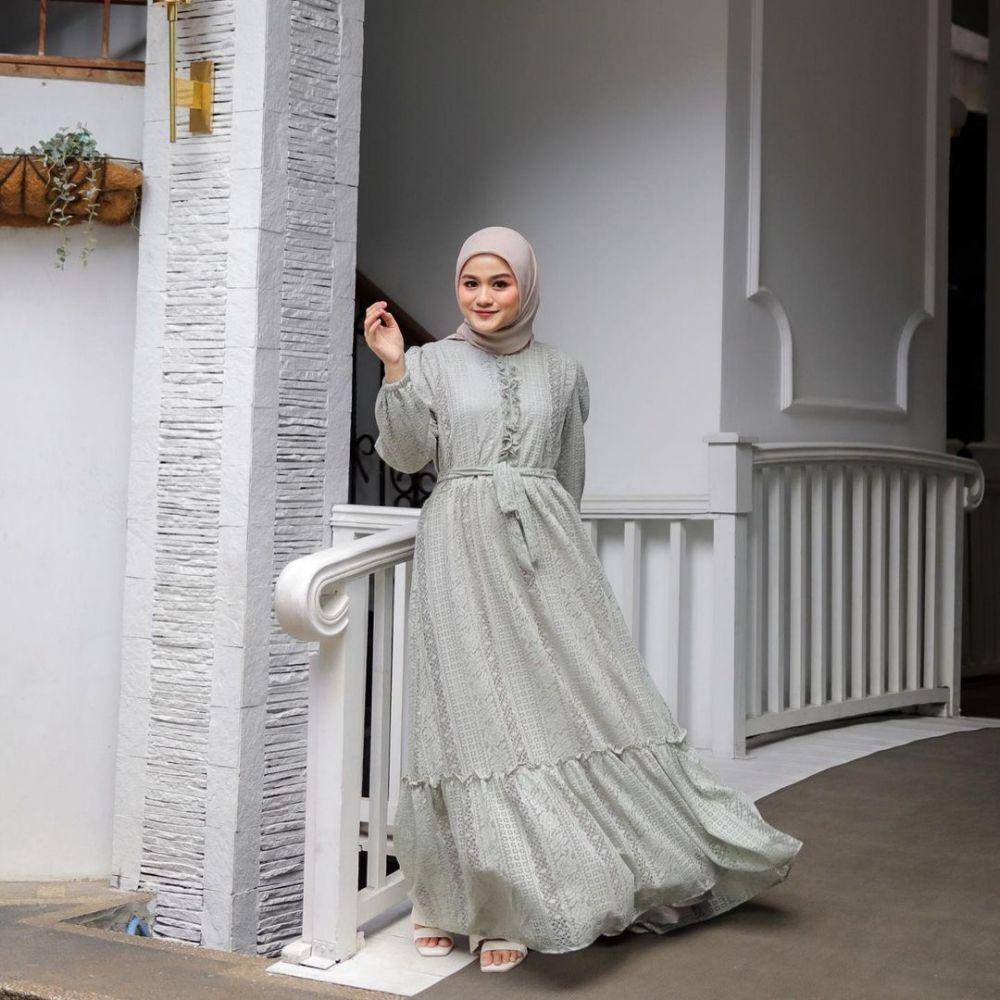 Outfit Ivanka Fasha (instagram.com/ivanka.fs)