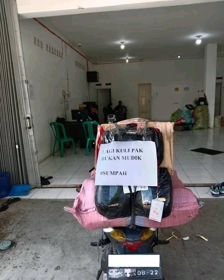 pengendara bukan mudik (twitter.com/txtdarionlshop)
