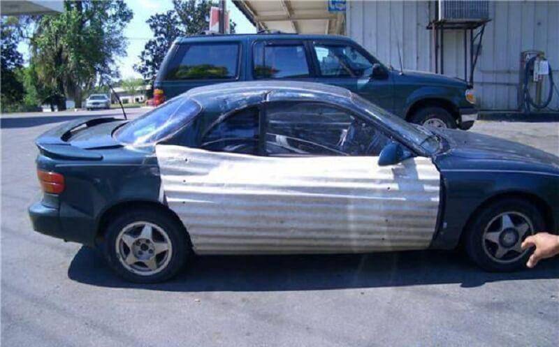 Reparasi Mobil Seadanya Kocak (buzznicked.com)