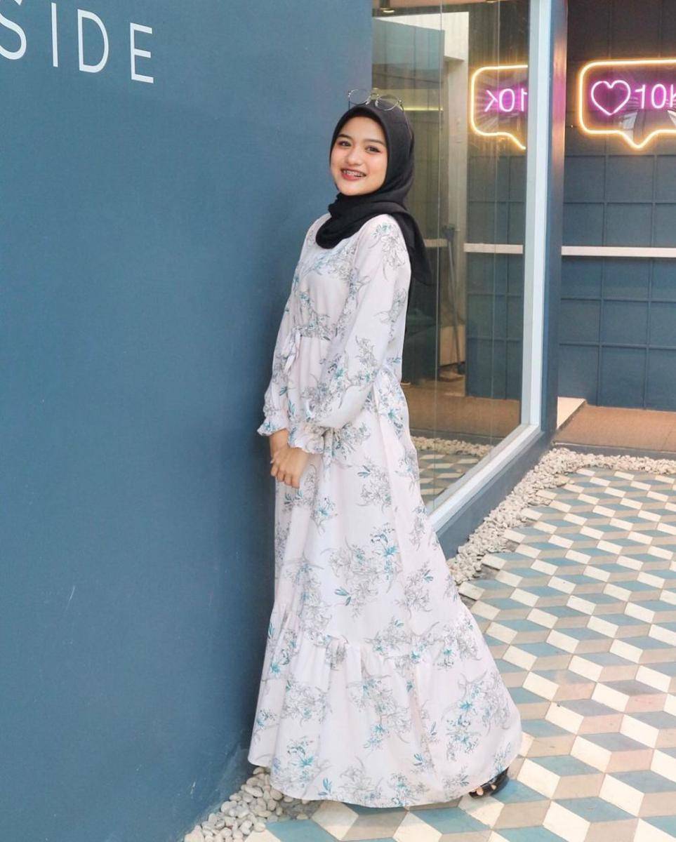 Outfit dress Ivanka Fasha (instagram.com/ivanka.fs)