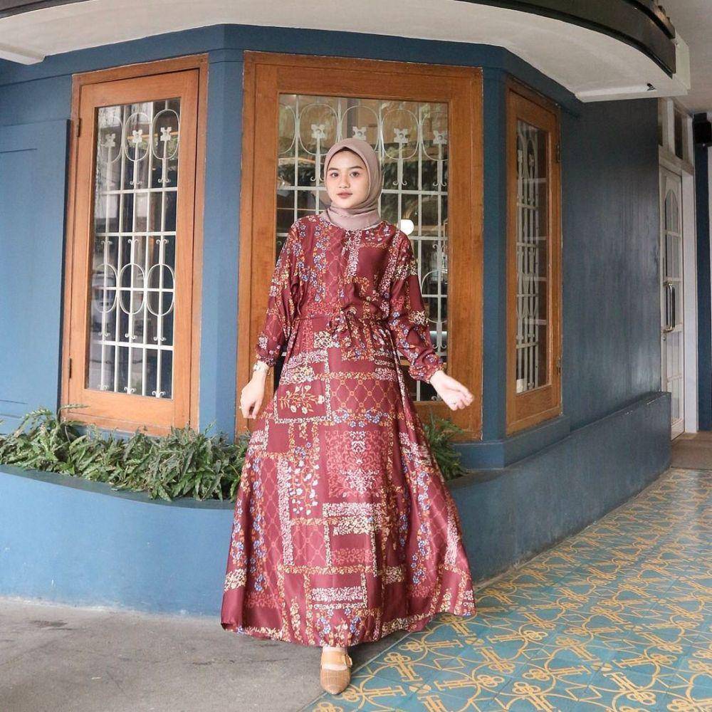 Outfit dress Ivanka Fasha (instagram.com/ivanka.fs)