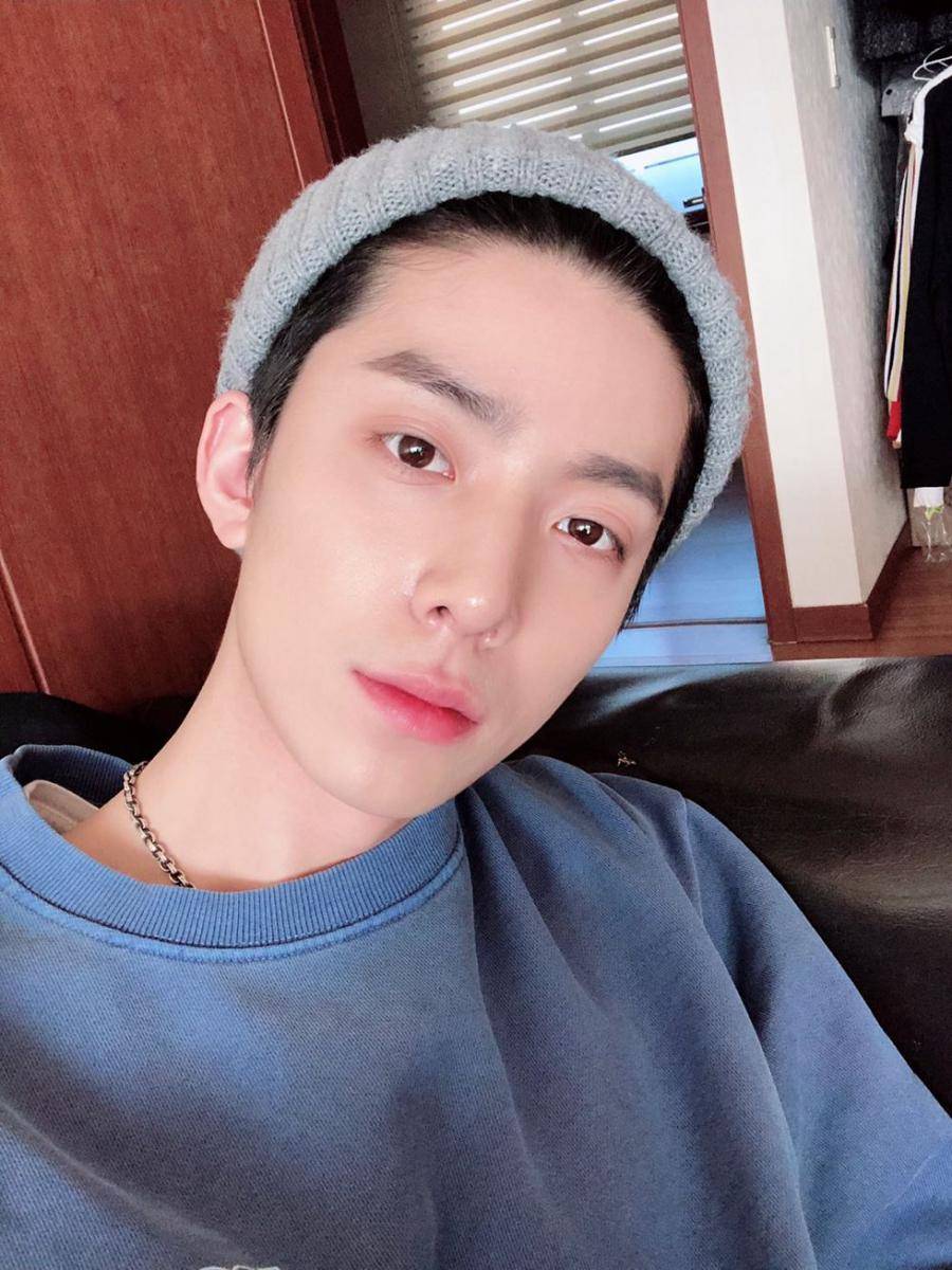 Hwiyoung SF9 (twitter.com/SF9official)