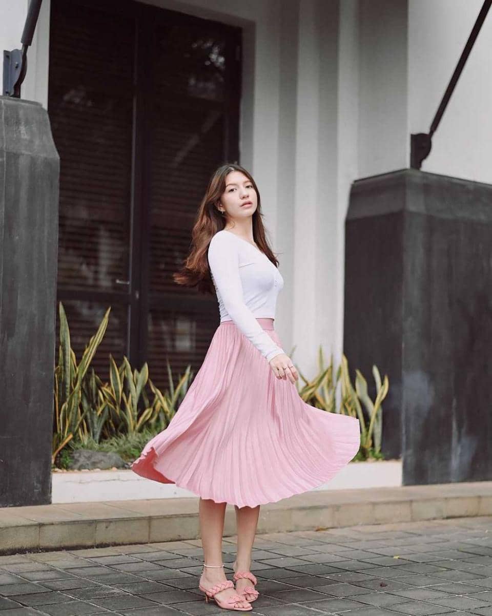 Cassandra Lee (instagram.com/cassandraslee)