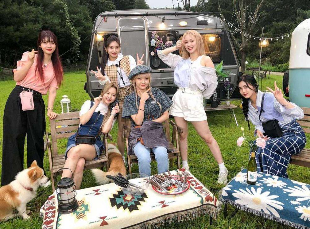 Bakal Comeback, Ini 6 Foto Konsep Keenam Member EVERGLOW