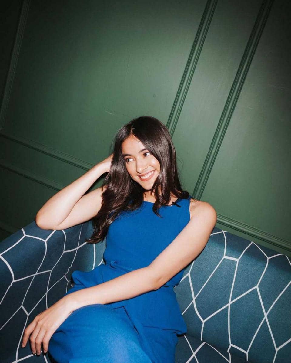 Mawar Eva (instagram.com/mawar_eva)