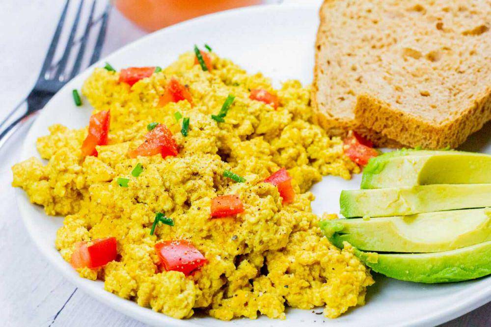 ilustrasi tofu scramble (cearaskitchen.com)