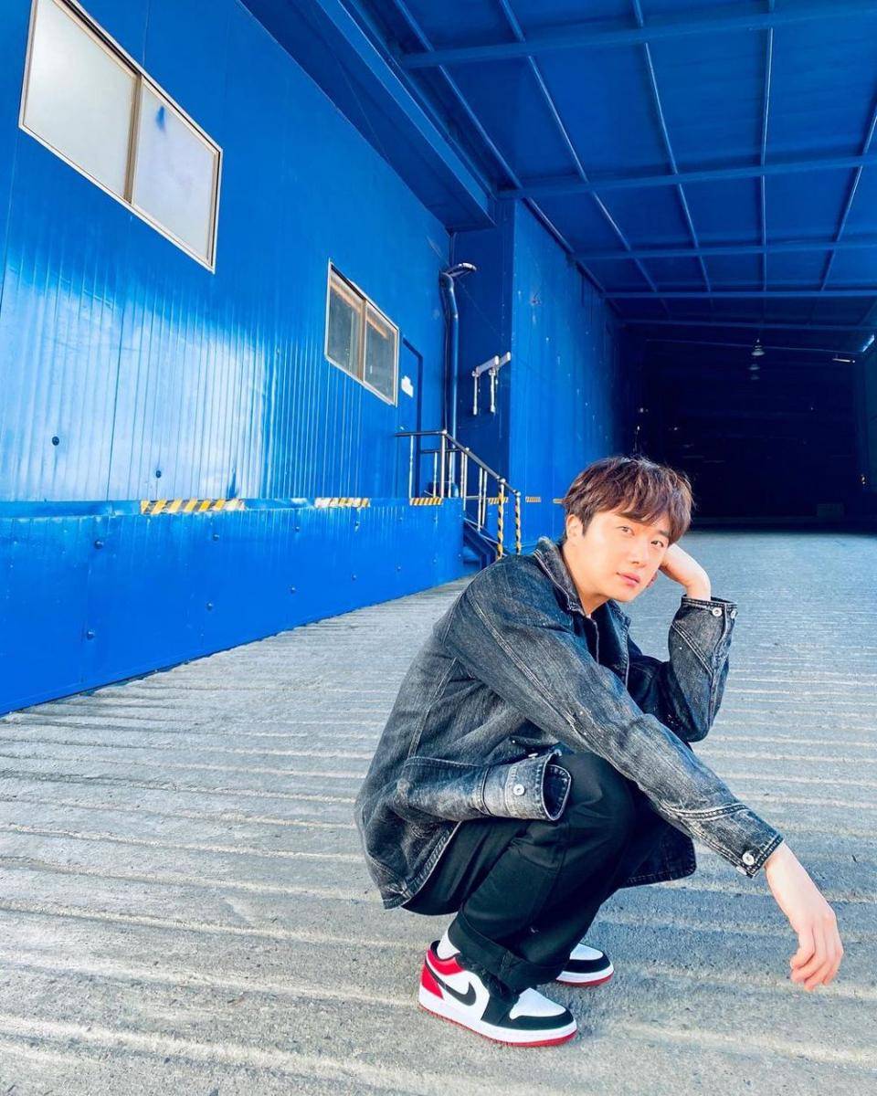 ootd Jung Il Woo (instagram.com/jilwww)