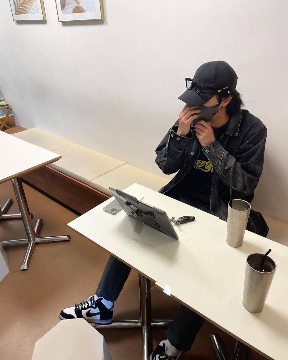 ootd Jung Il Woo (instagram.com/jilwww)