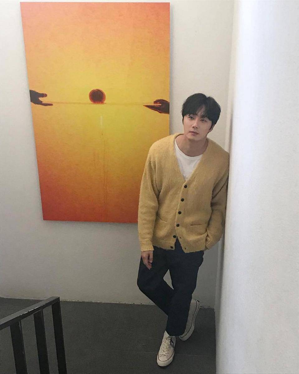 ootd Jung Il Woo (instagram.com/jilwww)