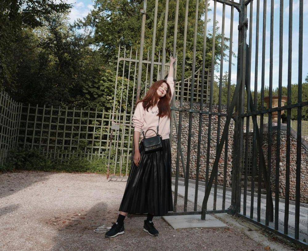 ootd sneakers Sooyoung SNSD (instagram.com/sooyoungchoi)