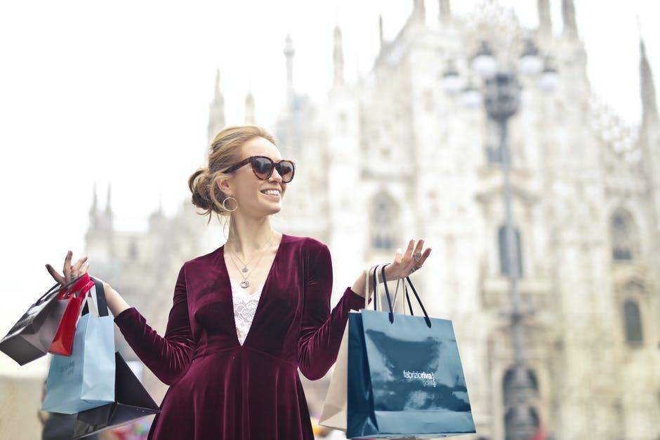 Ilustrasi belanja (pexels.com/Andrea Piacquadio)