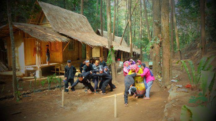 10 Ragam Tarian Tradisional Jawa Barat