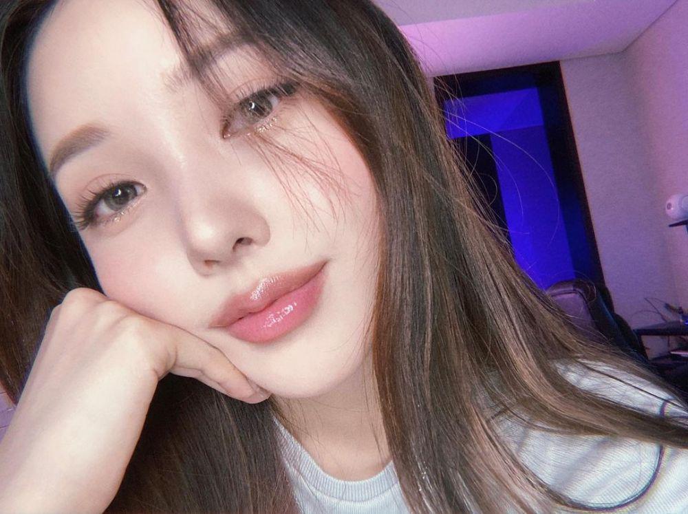 9 Pesona Pony Makeup dengan Berbagai Warna Rambut, Bak Karakter Game!