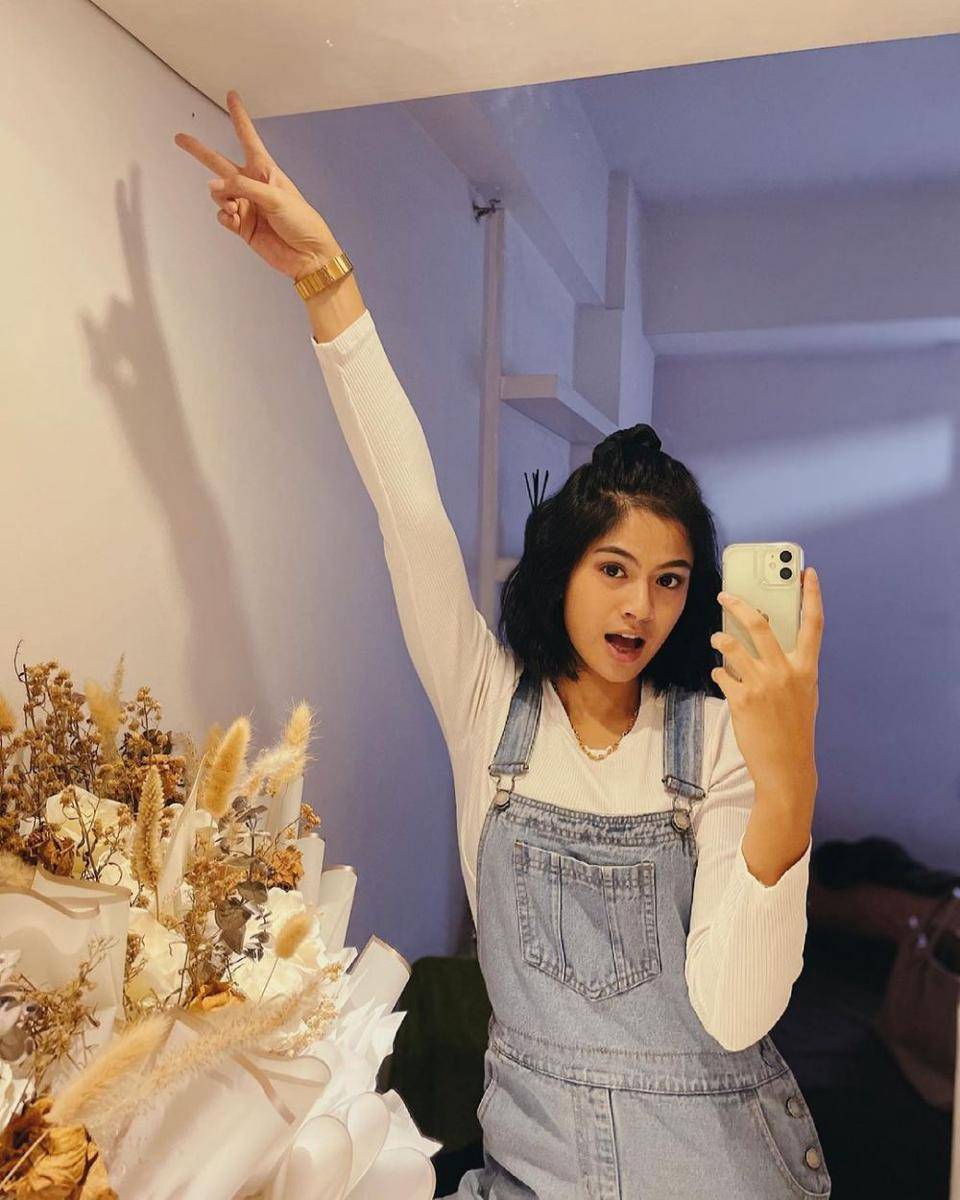 Hana Saraswati (Instagram.com/hanahaho)