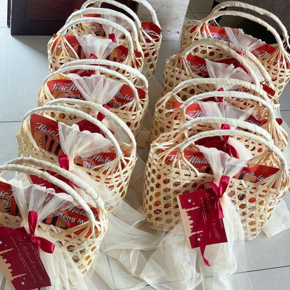 Hampers Lebaran berisi makanan siap saji. (Instagram.com/rendang_nantulang)