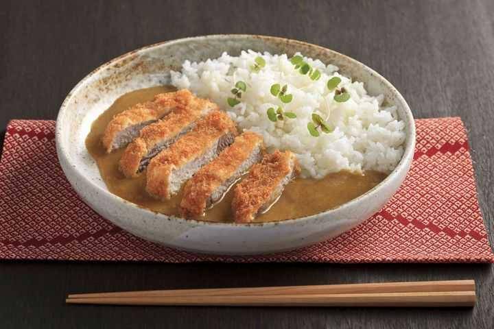 Katsu dengan kari (taste.com.au)