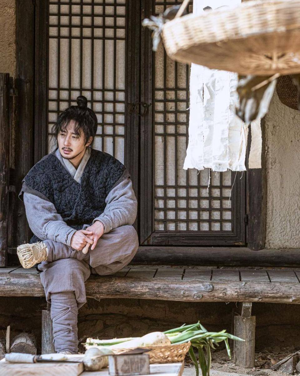 Jung Il Woo di drama Bossam: Steal the Fate (instagram.com/mbn_drama)