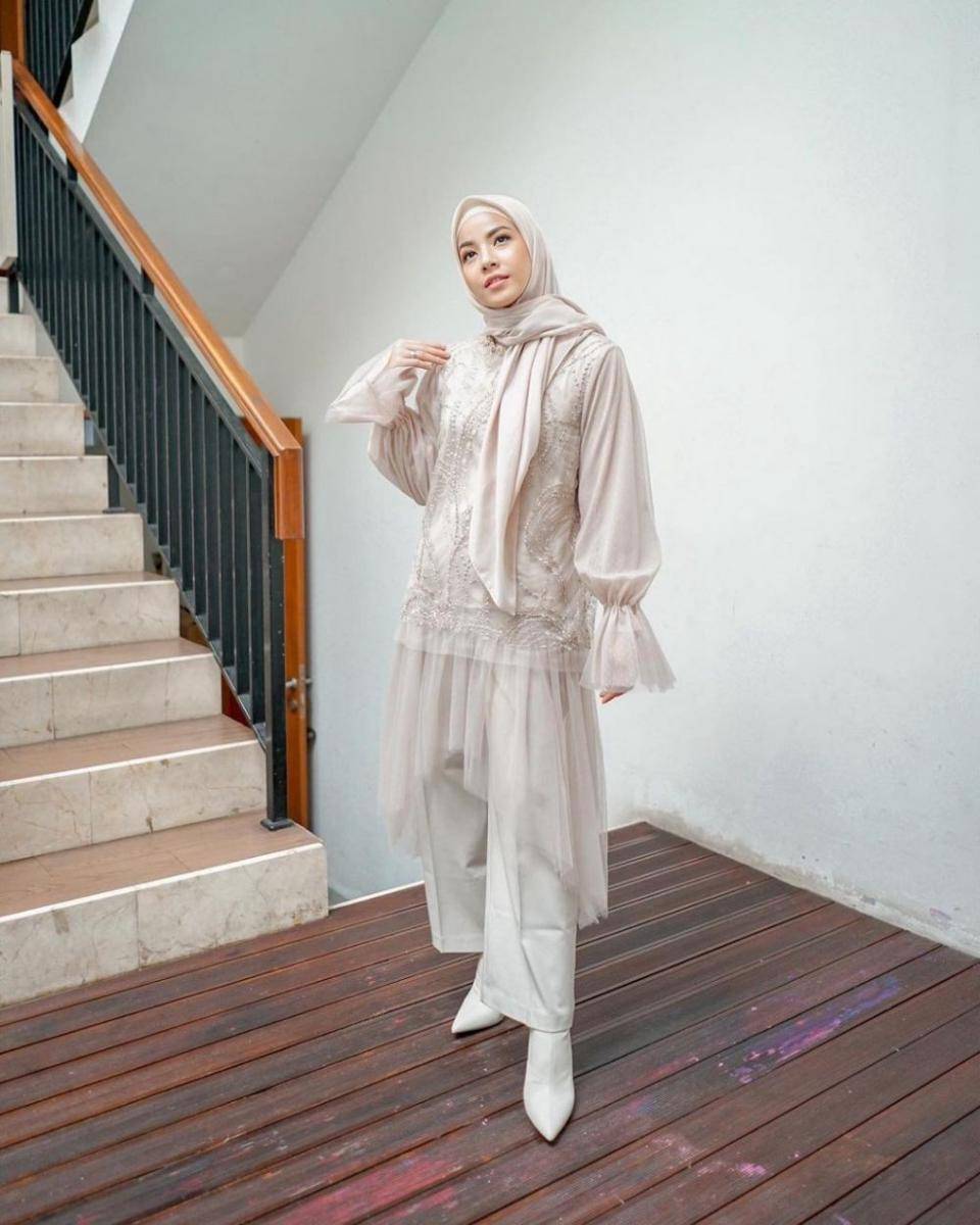 Naasha Rizky (instagram.com/natasharizkynew)
