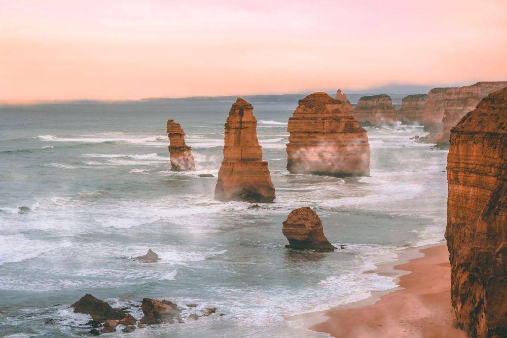 Australia (unsplash.com/victorgracia)