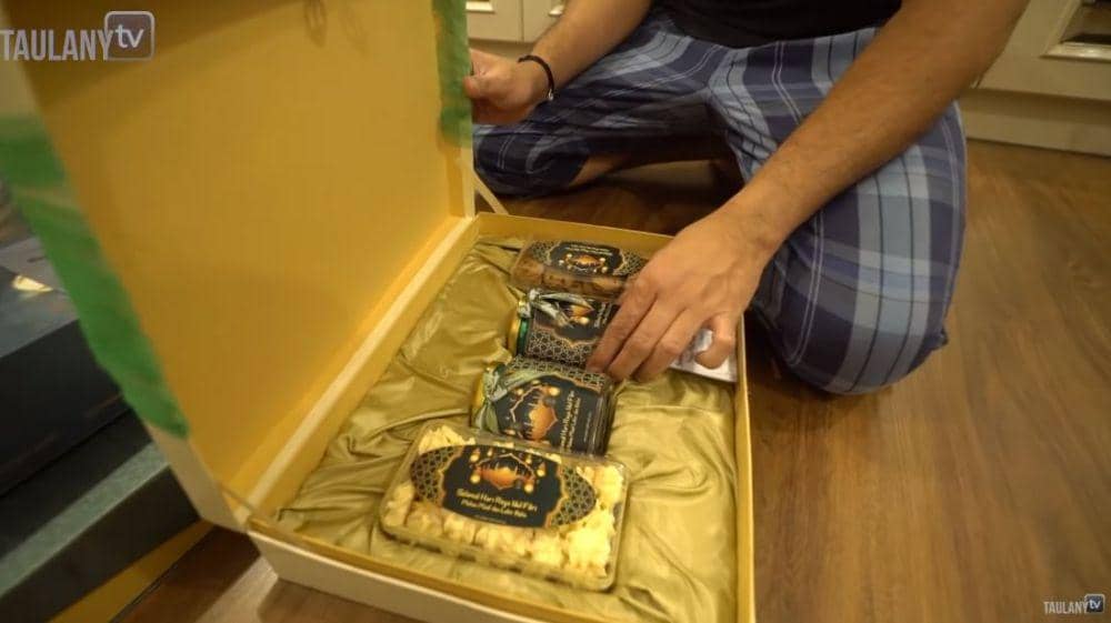 isi hampers artis (Youtube.com/Taulany TV)
