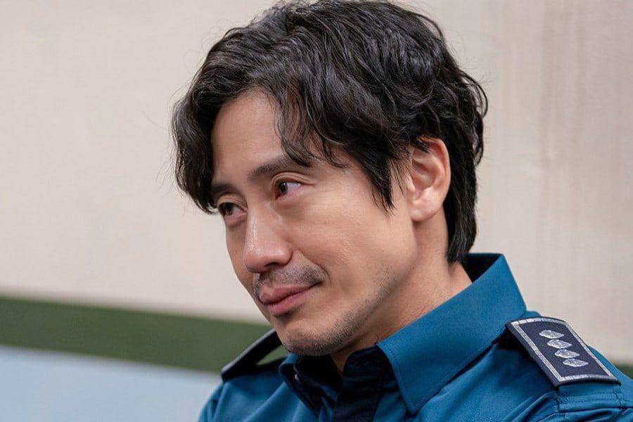 Shin Ha Kyun (soompi.com)