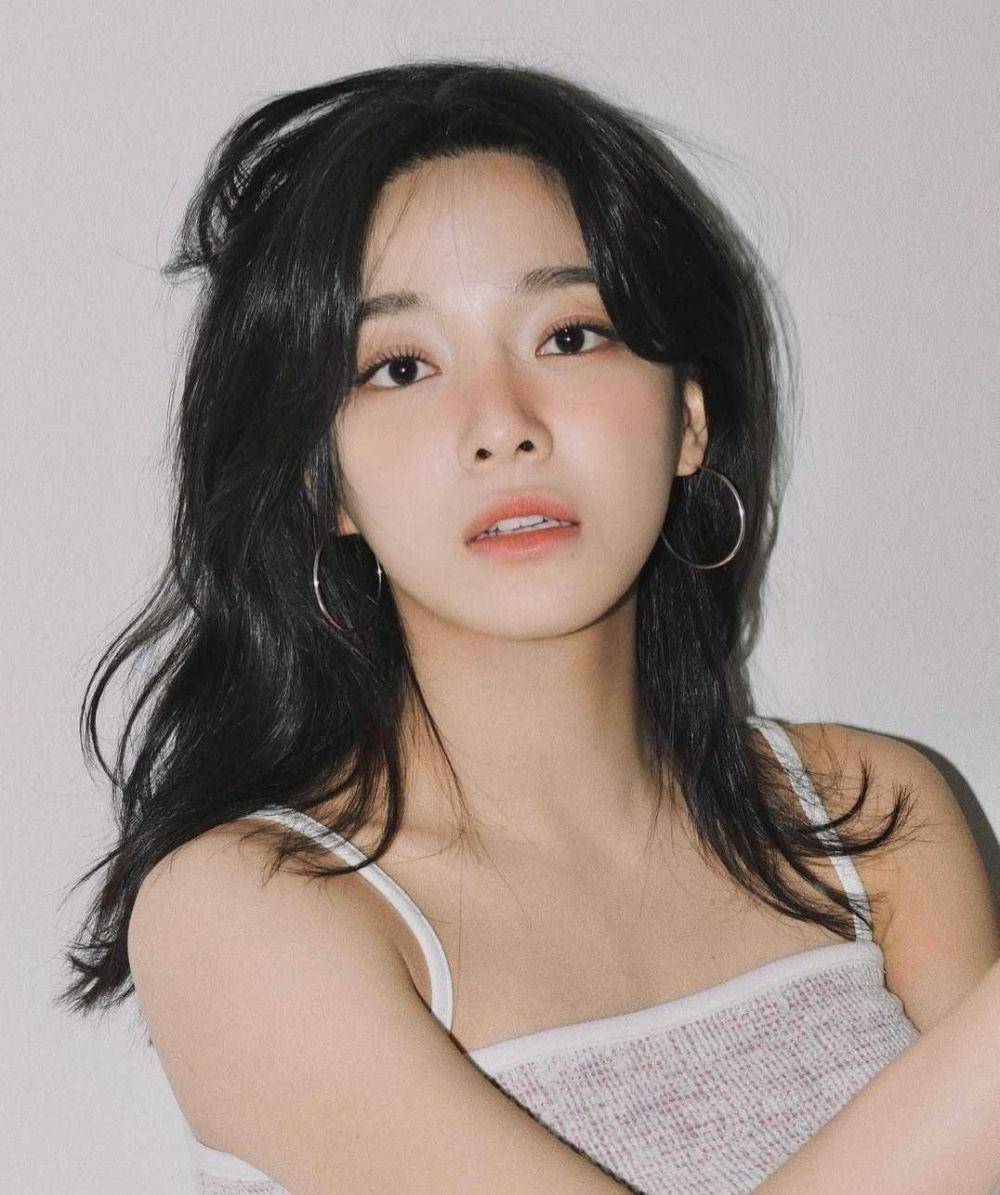 Kim Sejeong Comeback (Instagram.com/clean_0828)