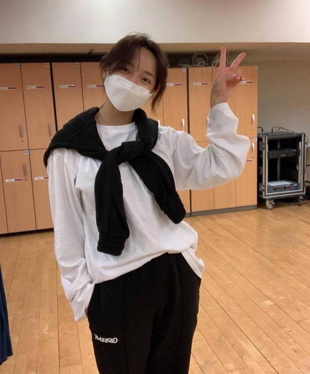 Kim Sejeong Comeback (Instagram.com/clean_0828)